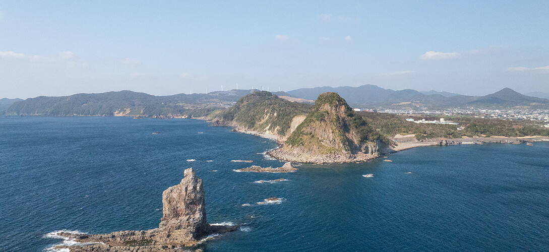 立神岩